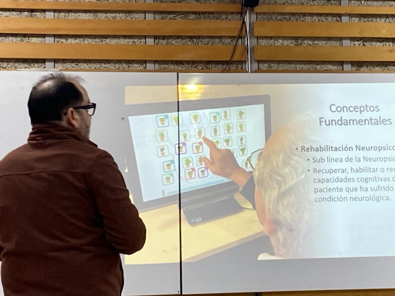 Dr. Norman López dictó charla magistral sobre la intervención neuropsicológica aplicada a la educación